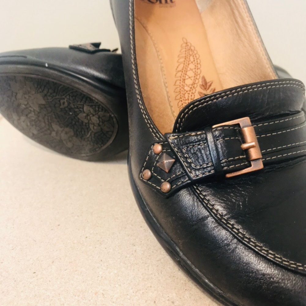 Sofft Black Leather Buckle Slip On Shoes
